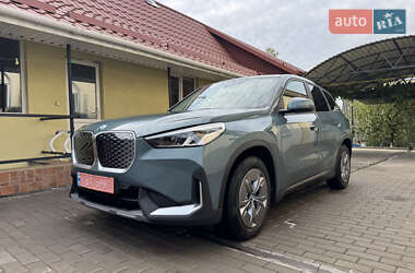 BMW iX1 2024