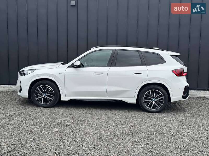 Позашляховик / Кросовер BMW iX1 2023 в Луцьку
