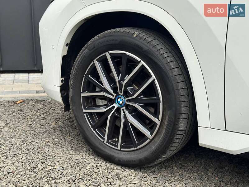 Позашляховик / Кросовер BMW iX1 2023 в Луцьку