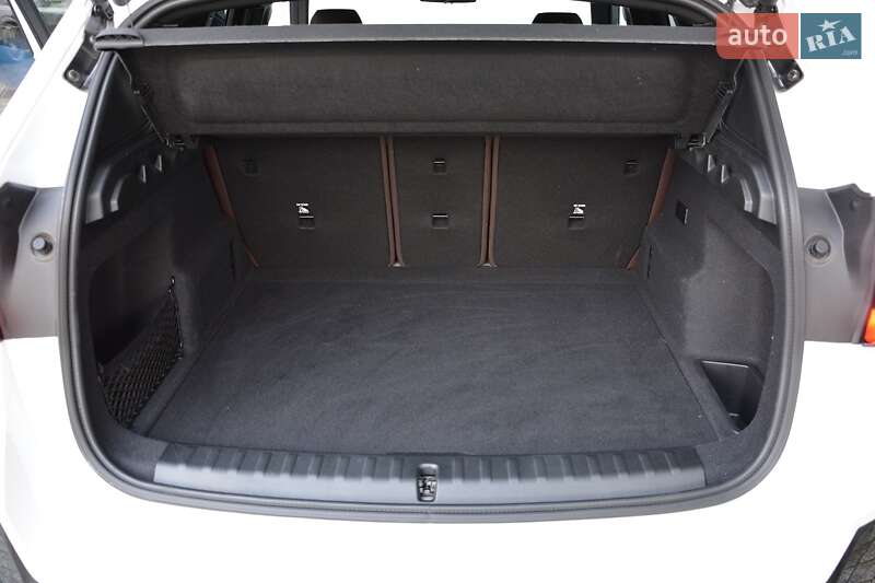 Позашляховик / Кросовер BMW iX1 2025 в Києві фото 9 Позашляховик / Кросовер BMW iX1 2025 в Києві