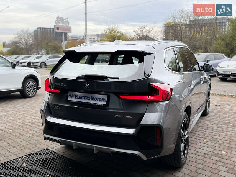 Позашляховик / Кросовер BMW iX1 2023 в Львові фото 11 Позашляховик / Кросовер BMW iX1 2023 в Львові