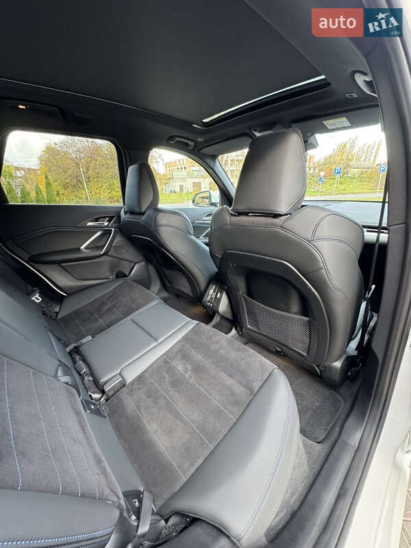 Позашляховик / Кросовер BMW iX1 2024 в Рівному фото 15 Позашляховик / Кросовер BMW iX1 2024 в Рівному