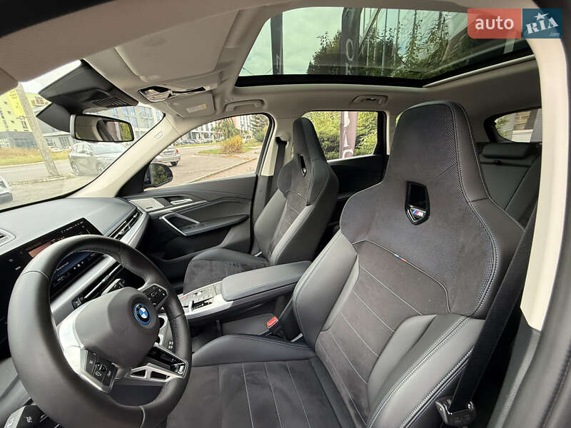Внедорожник / Кроссовер BMW iX1 2024 в Львове