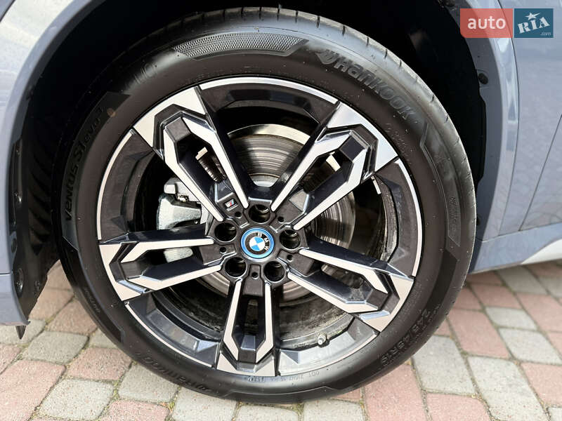 Внедорожник / Кроссовер BMW iX1 2024 в Львове