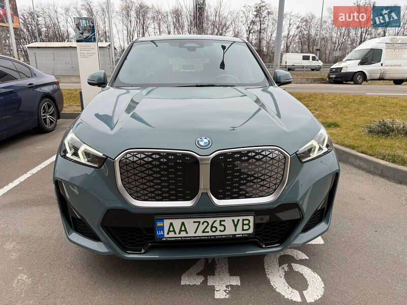 Внедорожник / Кроссовер BMW iX1 2024 в Киеве