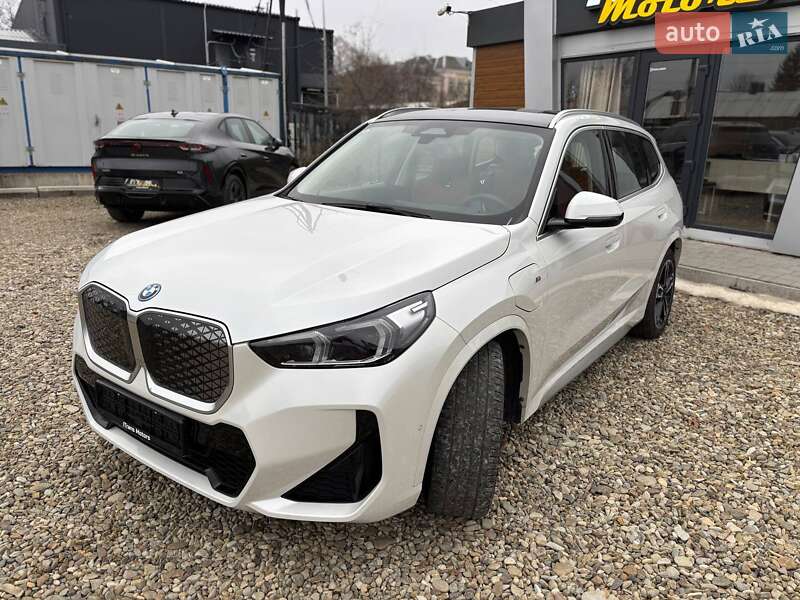 Позашляховик / Кросовер BMW iX1 2024 в Стрию фото 8 Позашляховик / Кросовер BMW iX1 2024 в Стрию