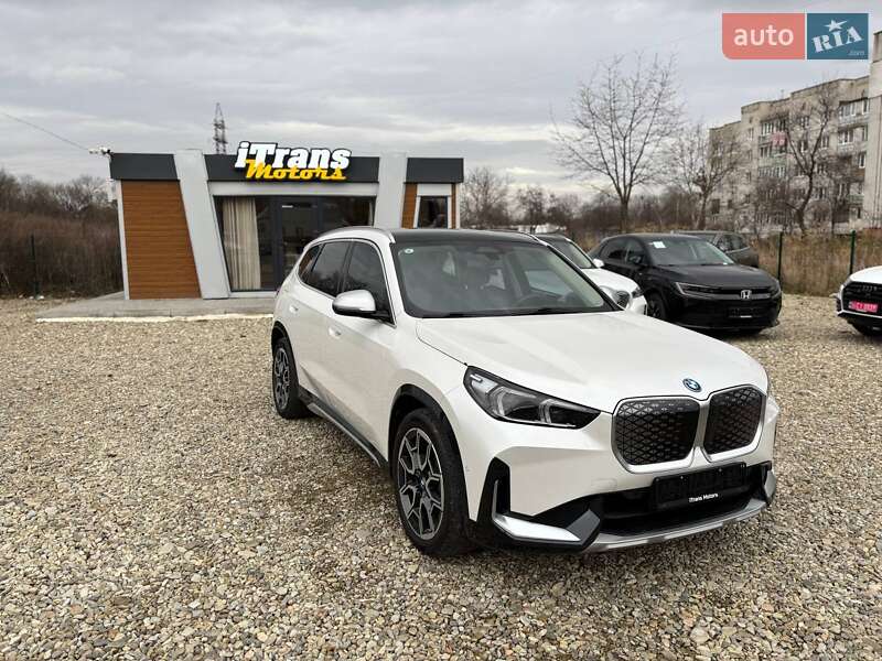 Позашляховик / Кросовер BMW iX1 2023 в Стрию