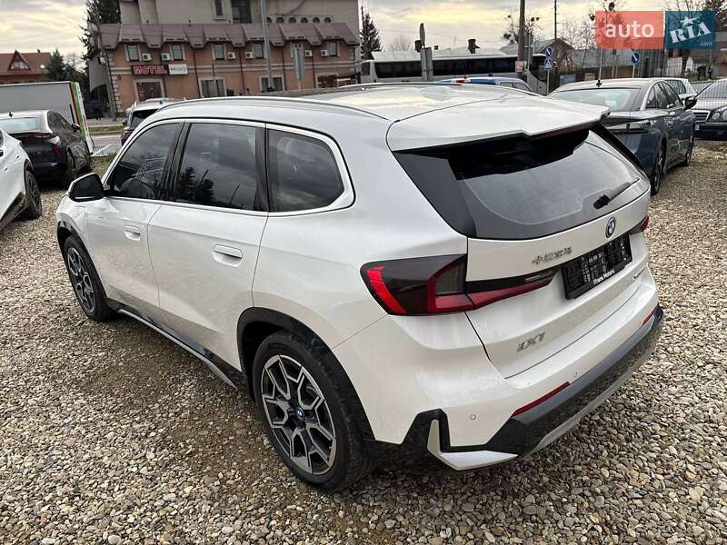Позашляховик / Кросовер BMW iX1 2023 в Стрию
