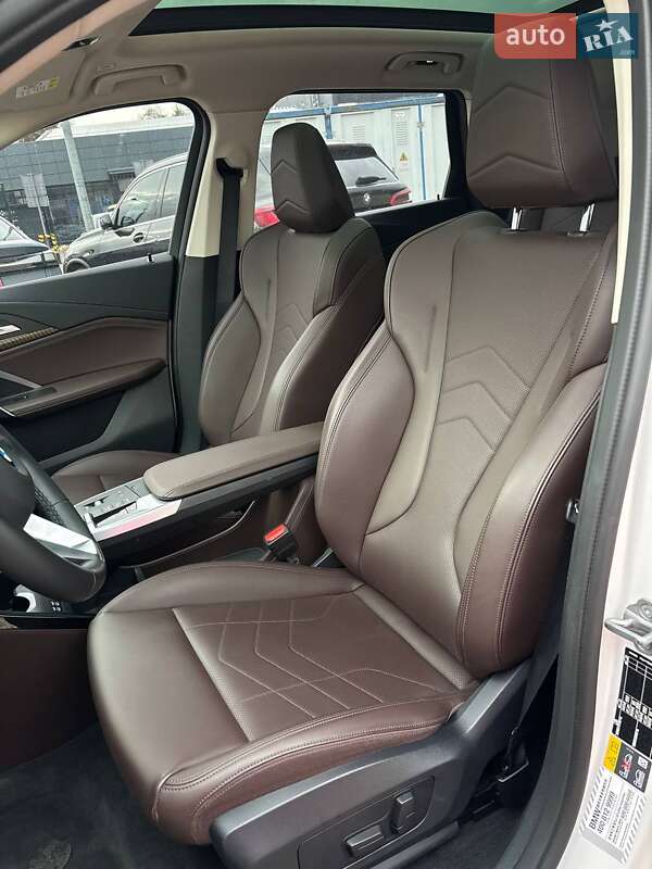 Позашляховик / Кросовер BMW iX1 2023 в Стрию