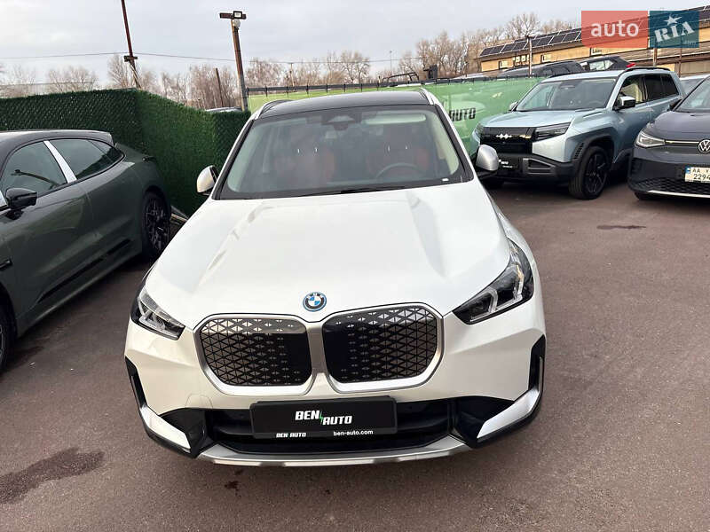 Внедорожник / Кроссовер BMW iX1 2023 в Киеве