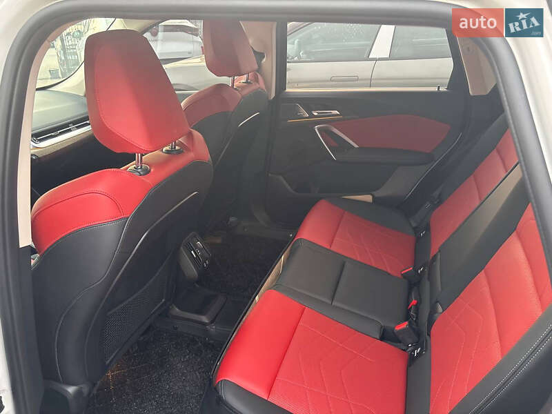 Внедорожник / Кроссовер BMW iX1 2023 в Киеве