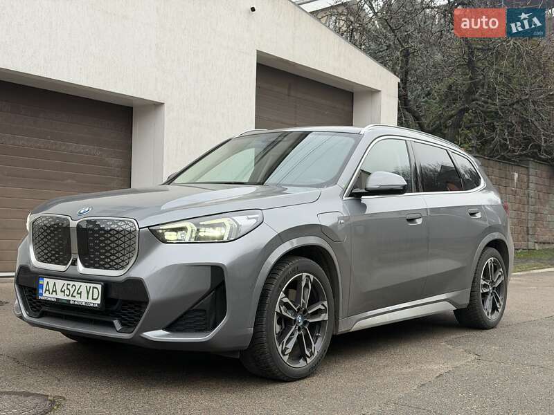 Внедорожник / Кроссовер BMW iX1 2023 в Киеве
