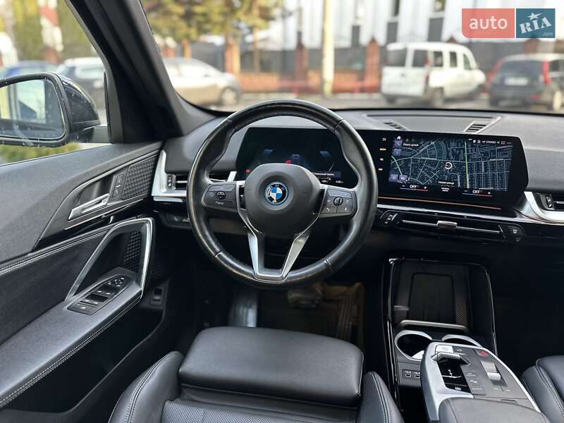 Внедорожник / Кроссовер BMW iX1 2022 в Ровно фото 19 Внедорожник / Кроссовер BMW iX1 2022 в Ровно