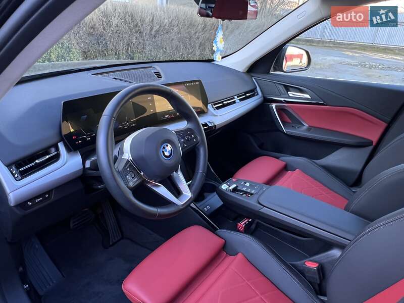 Внедорожник / Кроссовер BMW iX1 2025 в Черновцах