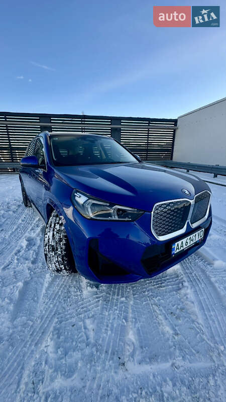 Позашляховик / Кросовер BMW iX1 2024 в Києві фото 13 Позашляховик / Кросовер BMW iX1 2024 в Києві