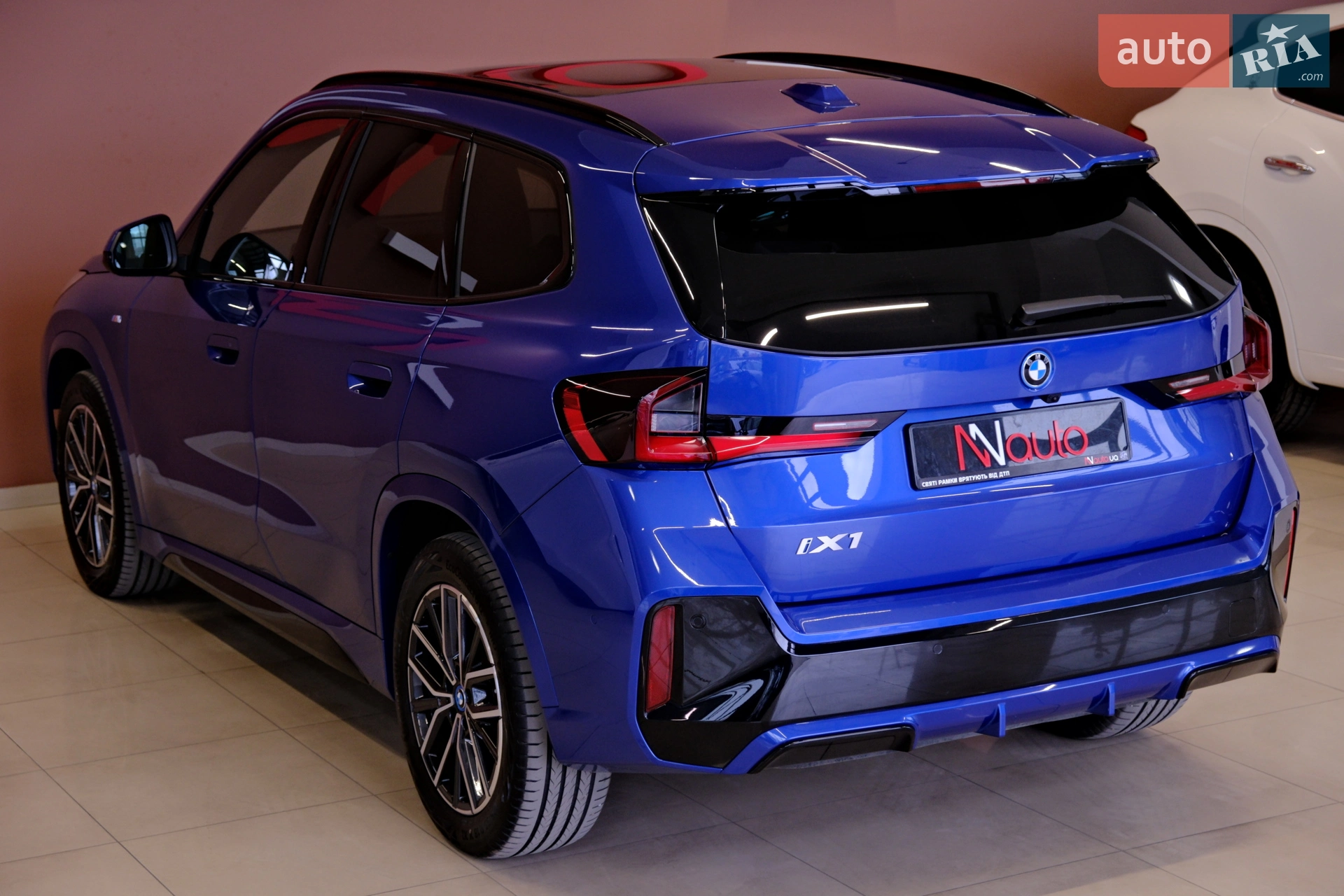 2024 BMW iX1 - мініатюра 15