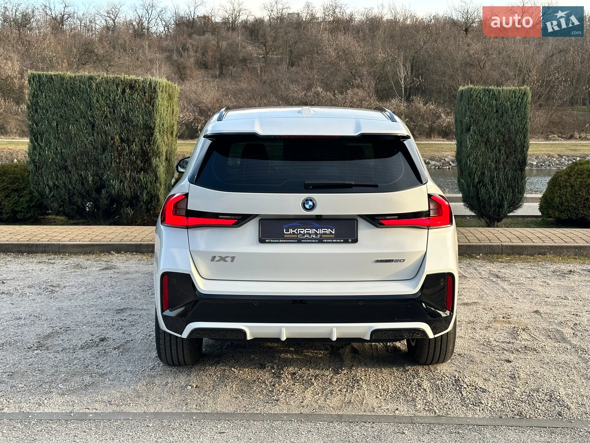 2024 BMW iX1 - мініатюра 11