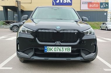 Внедорожник / Кроссовер BMW iX1 2024 в Ровно