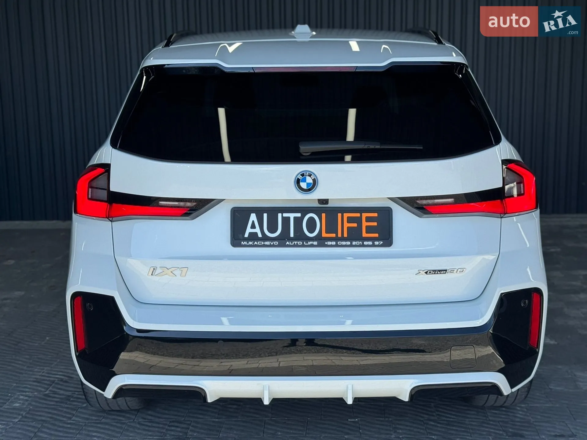 2022 BMW iX1 - мініатюра 6