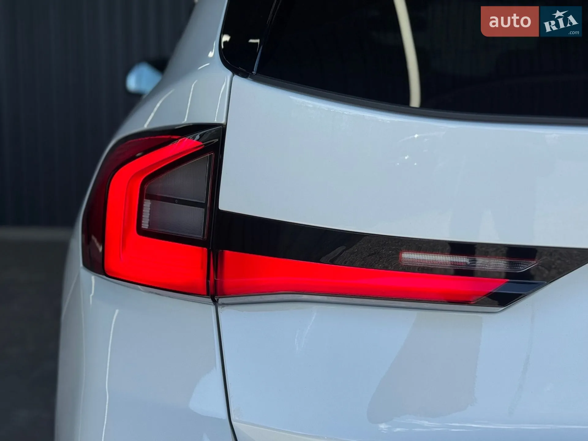2022 BMW iX1 - мініатюра 20