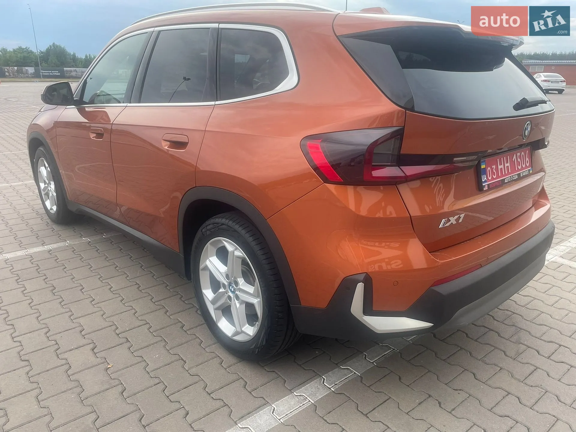 2024 BMW iX1 - мініатюра 6