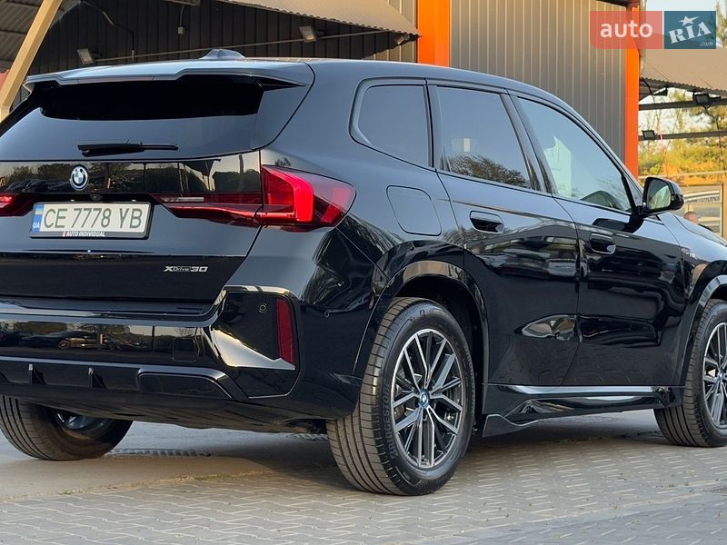 Внедорожник / Кроссовер BMW iX1 2024 в Черновцах