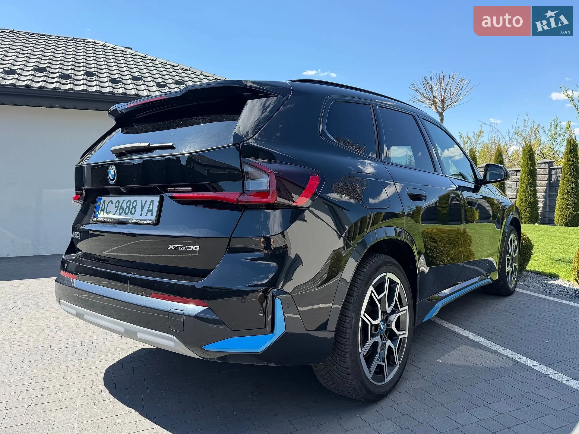 2023 BMW iX1 - мініатюра 9