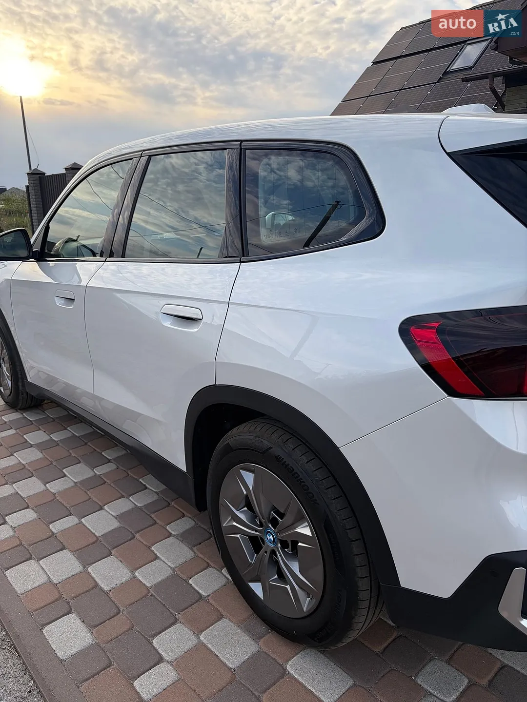 2024 BMW iX1 - мініатюра 3