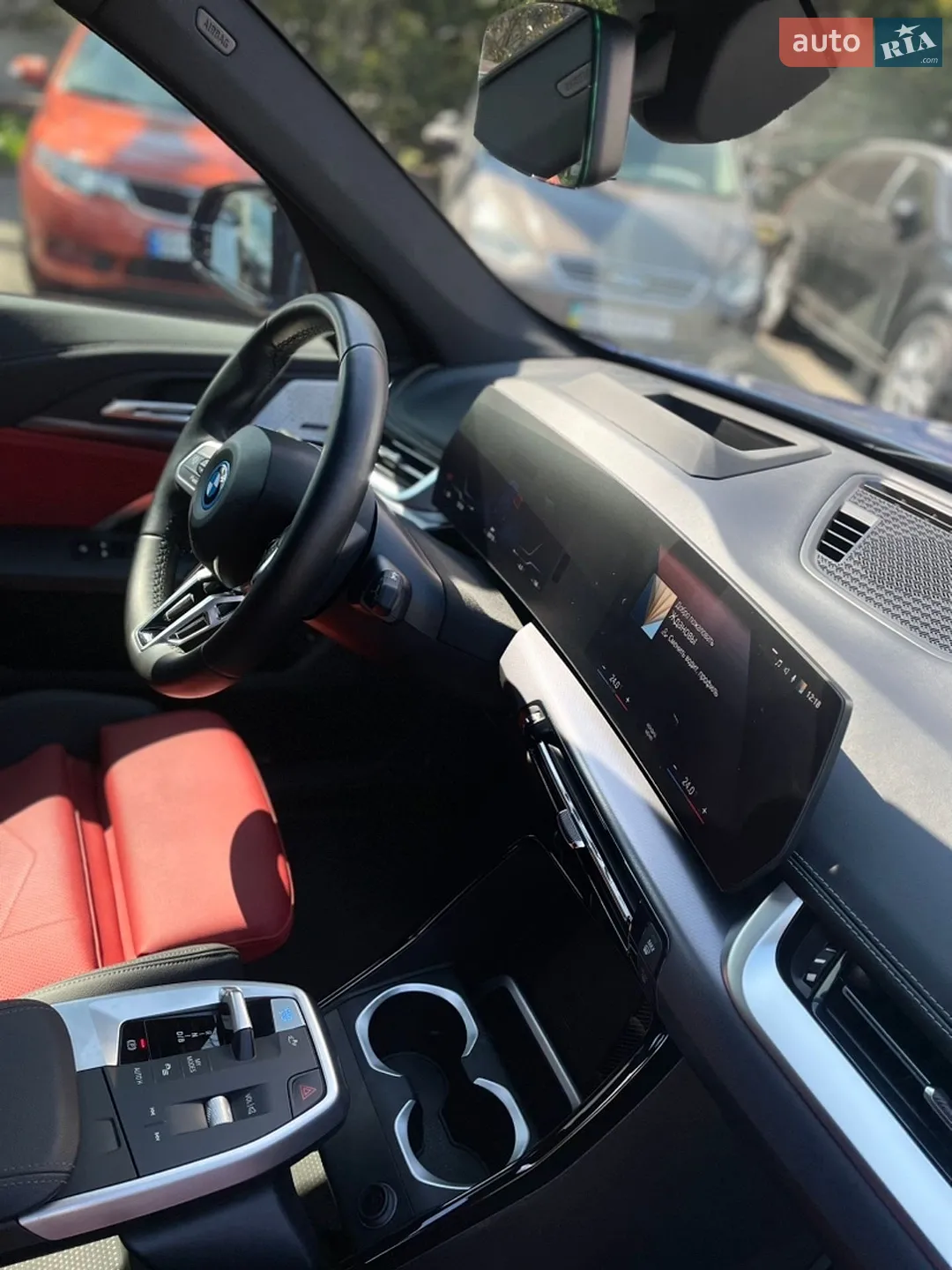 2023 BMW iX1 - мініатюра 13