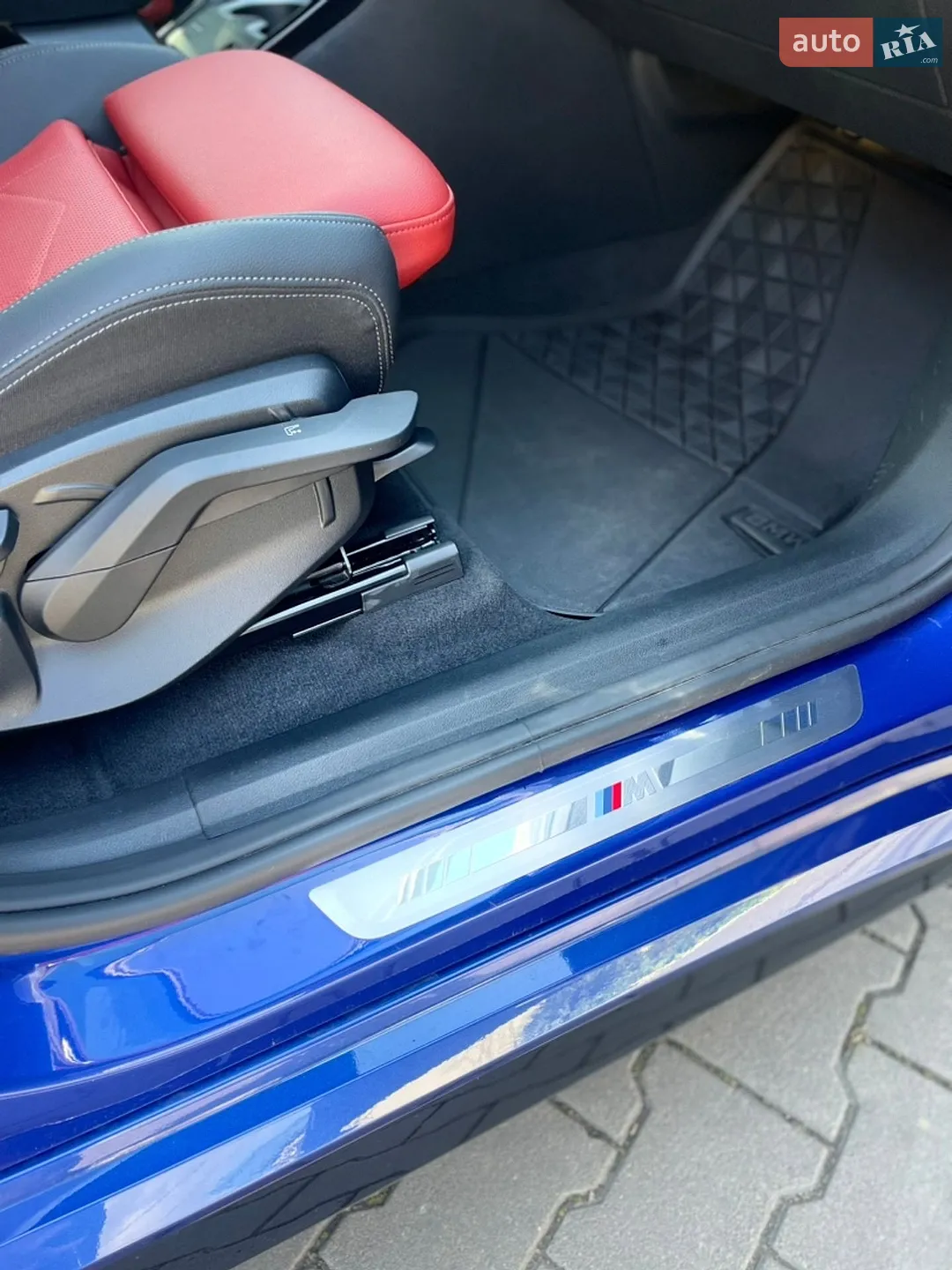 2023 BMW iX1 - мініатюра 17