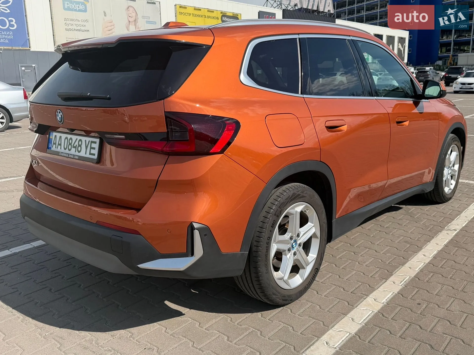 2024 BMW iX1 - мініатюра 10