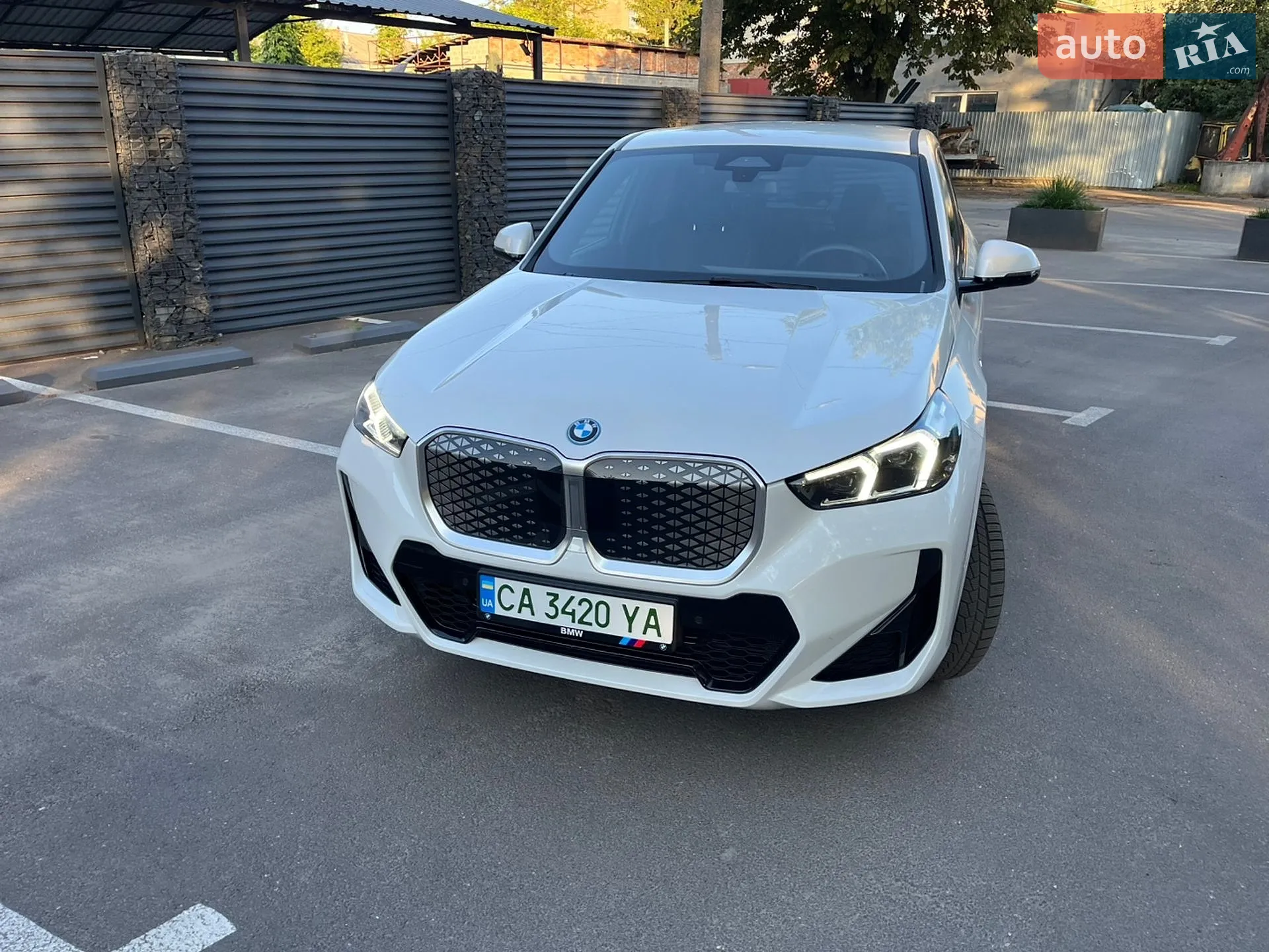 2024 BMW iX1 - мініатюра 9