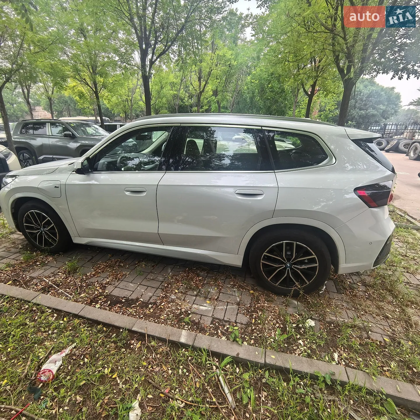 2025 BMW iX1 - мініатюра 5