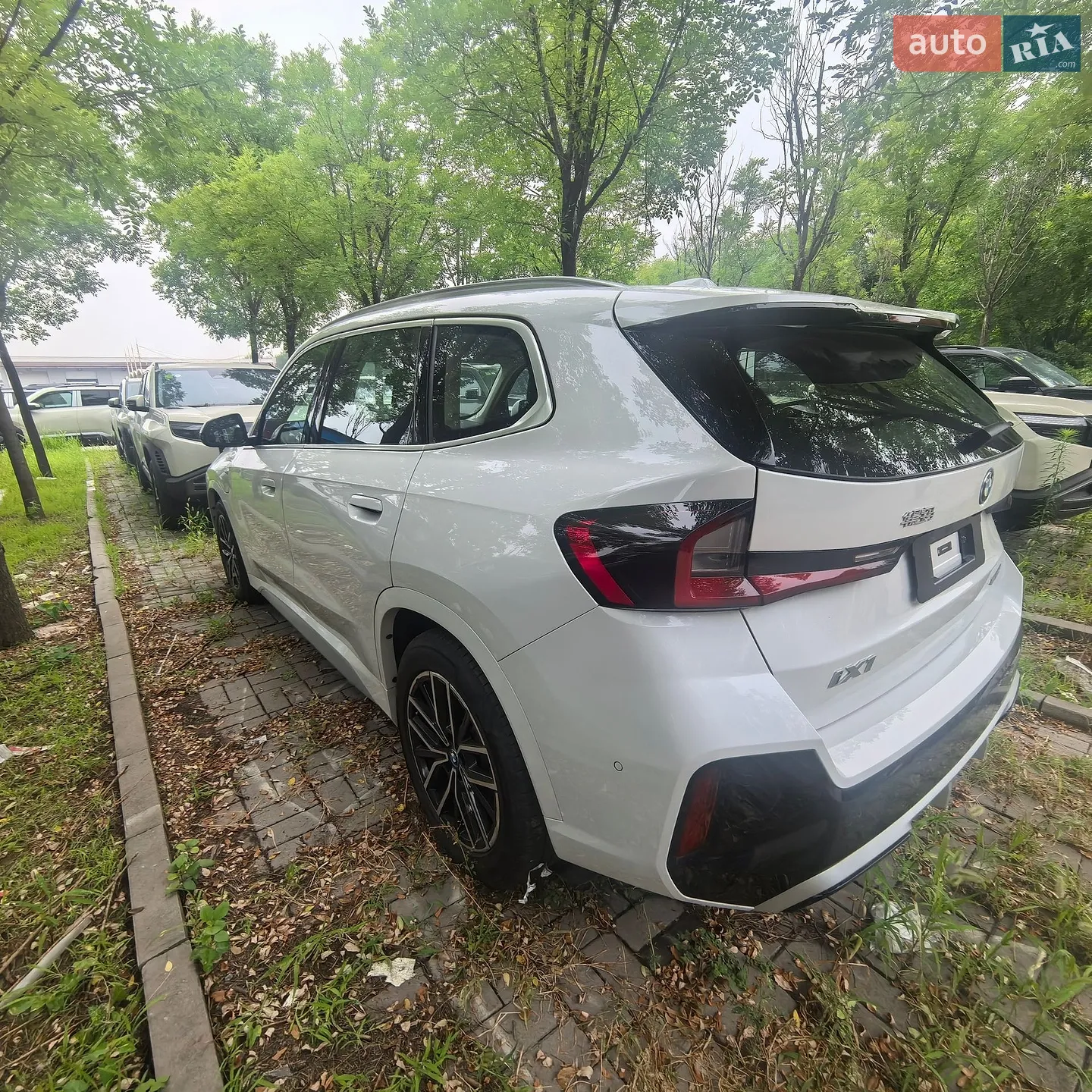 2025 BMW iX1 - мініатюра 12
