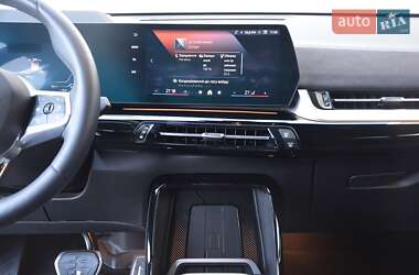 Позашляховик / Кросовер BMW iX2 2024 в  фото 7 Позашляховик / Кросовер BMW iX2 2024 в