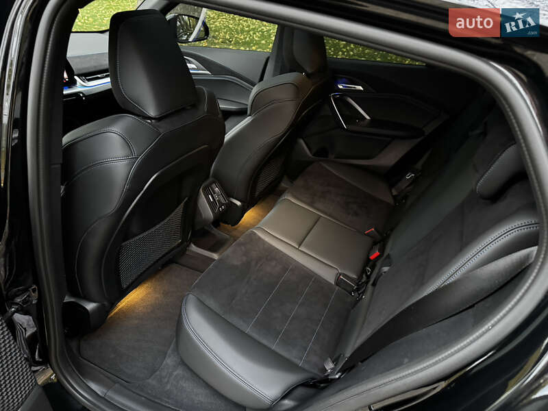 Внедорожник / Кроссовер BMW iX2 2024 в Александрие