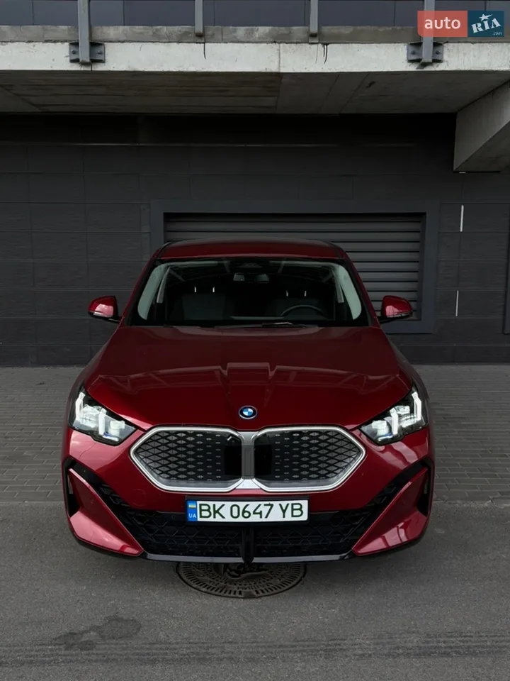 2025 Tesla Model Y - мініатюра 22