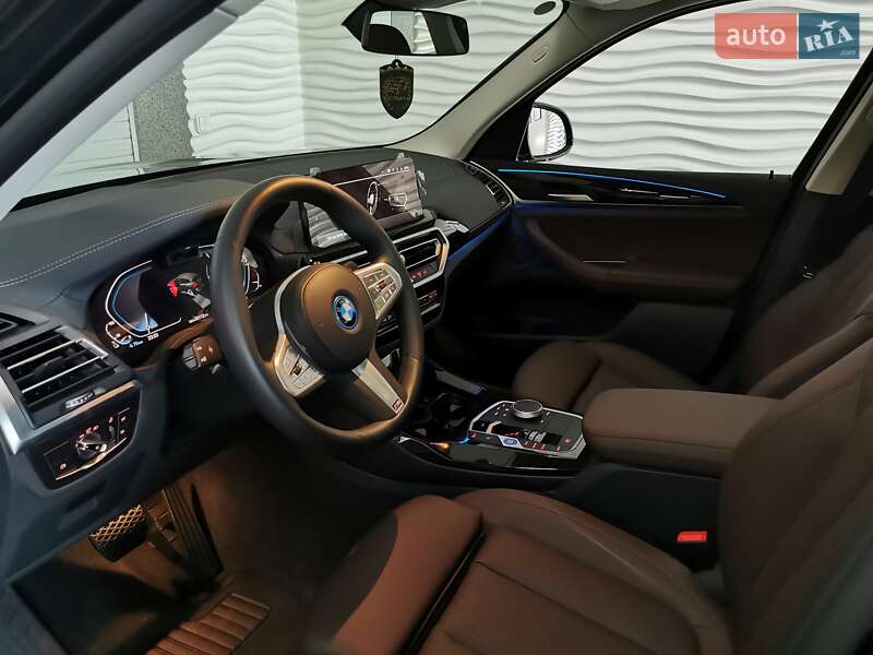 Внедорожник / Кроссовер BMW iX3 2023 в Киеве