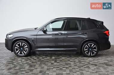 Внедорожник / Кроссовер BMW iX3 2021 в 