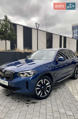 BMW iX3 2021