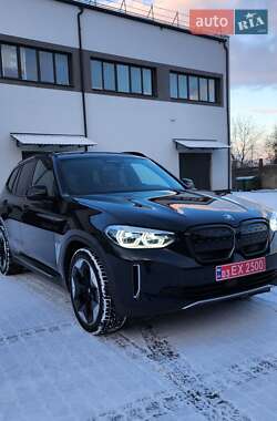 BMW iX3 2021