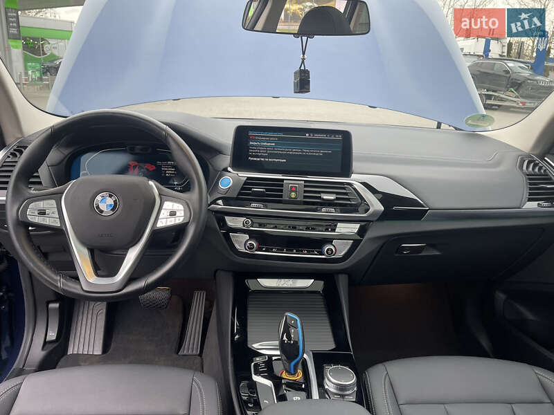 Внедорожник / Кроссовер BMW iX3 2021 в Одессе