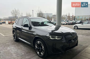 Внедорожник / Кроссовер BMW iX3 2022 в Ужгороде