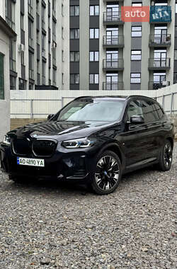 BMW iX3 2023