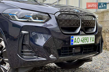 Внедорожник / Кроссовер BMW iX3 2023 в 