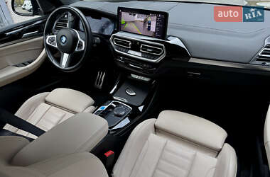 Внедорожник / Кроссовер BMW iX3 2023 в 