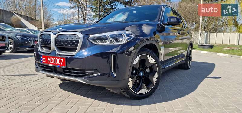 BMW iX3 2022
