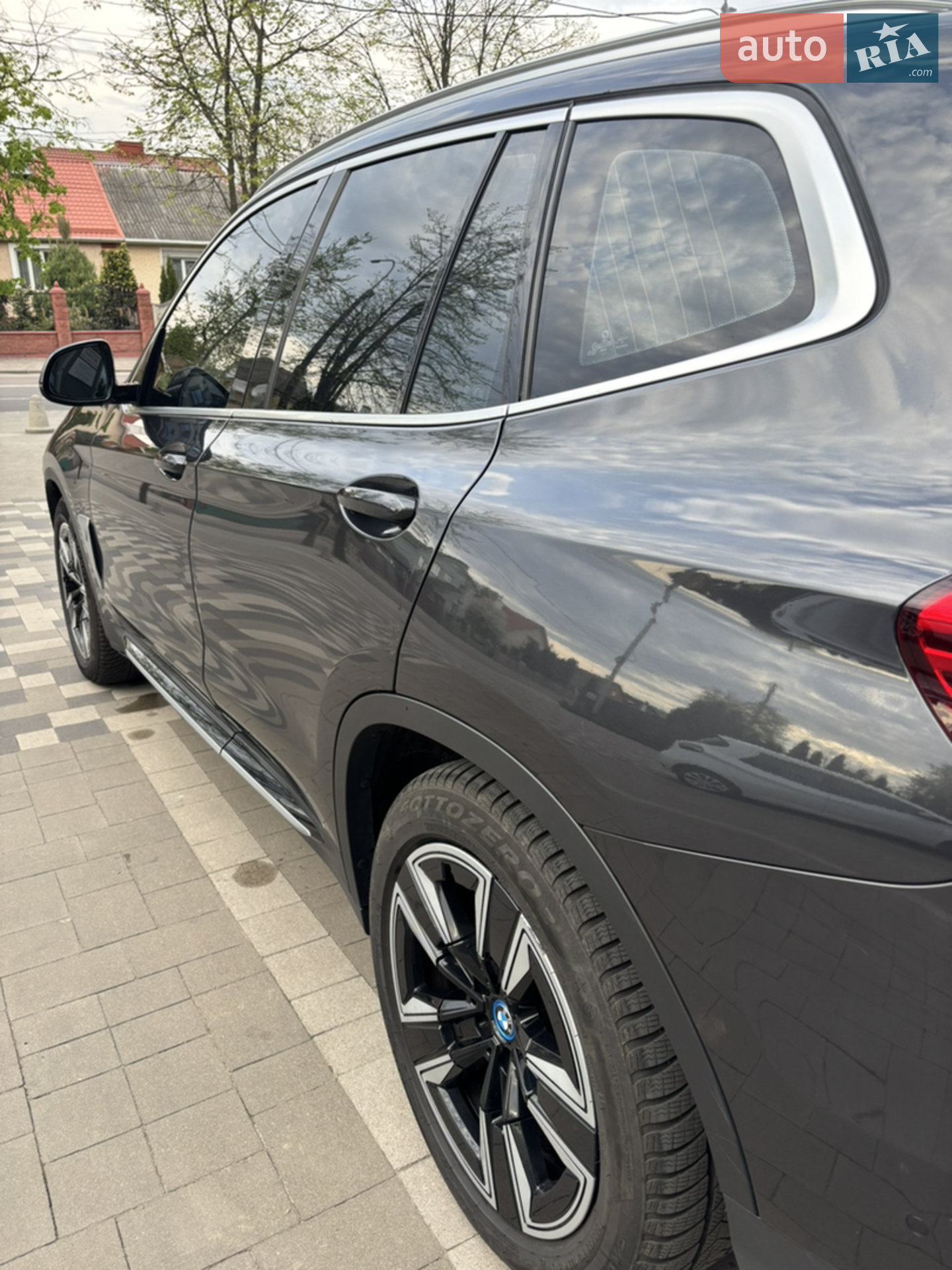 2022 BMW iX3 - мініатюра 9