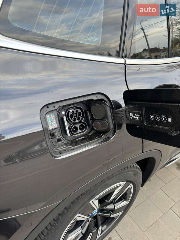 Внедорожник / Кроссовер BMW iX3 2022 в Ровно