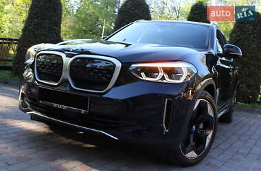 Позашляховик / Кросовер BMW iX3 2021 в 